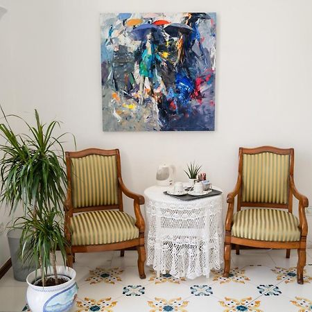 נאפולי Le Stanze Di Sissi - Luxury Suites מראה חיצוני תמונה